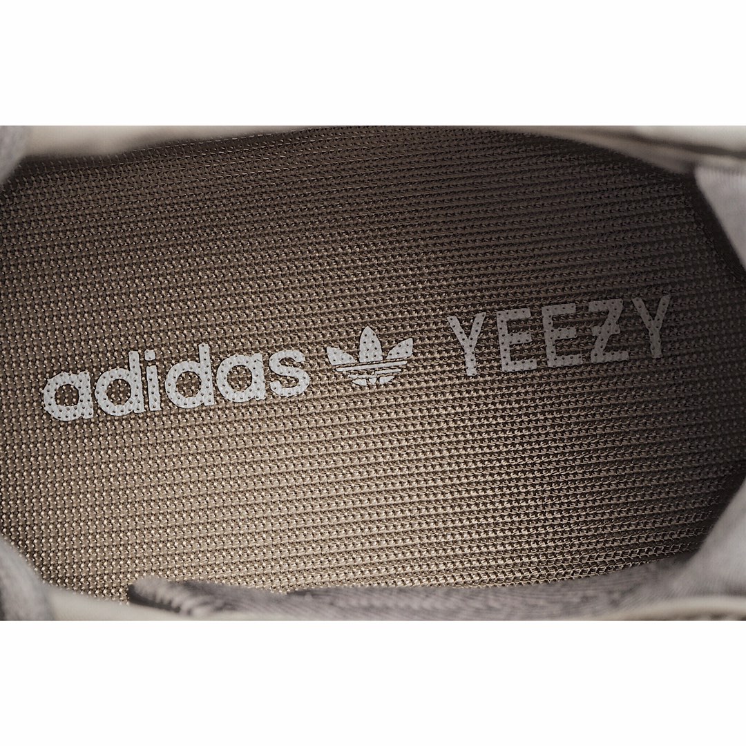 adidas-yeezy-boost-350-v2-sesame-2018-2022-f99710_8.jpg