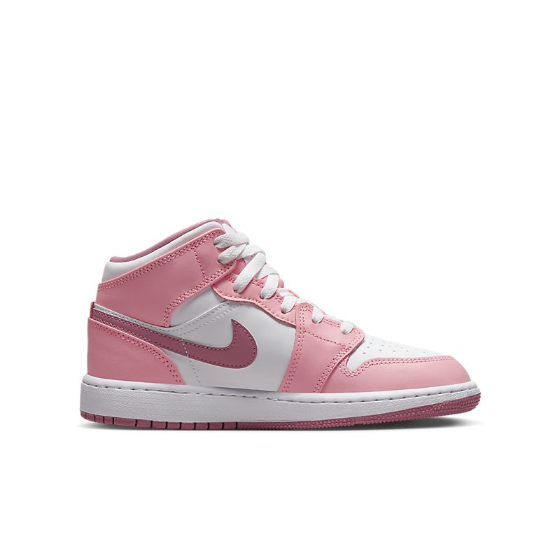 jordan-1-mid-valentine-s-day-2023-gs-dq8423-616_2.jpg