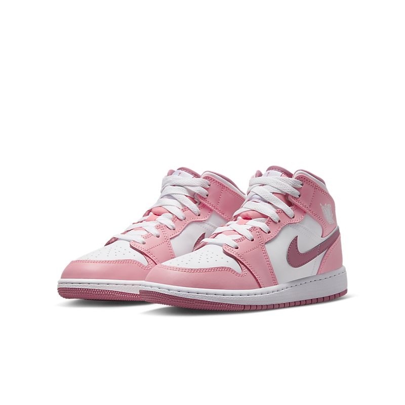 jordan-1-mid-valentine-s-day-2023-gs-dq8423-616_4.jpg