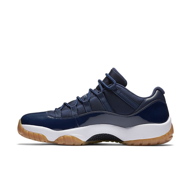 jordan-11-retro-low-midnight-navy-528895-405_2.jpg