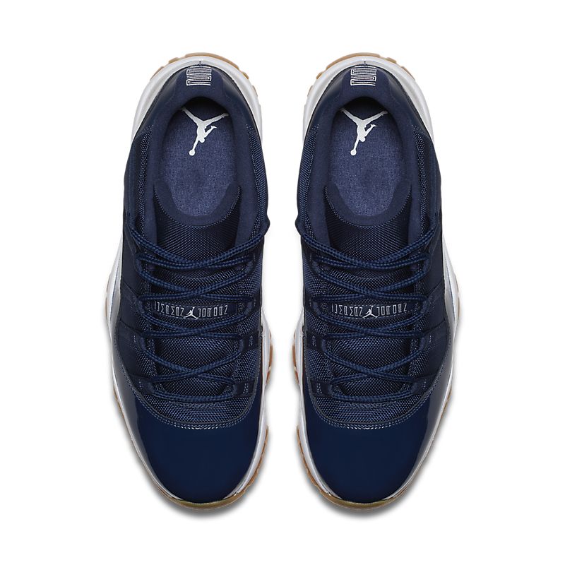 jordan-11-retro-low-midnight-navy-528895-405_3.jpg