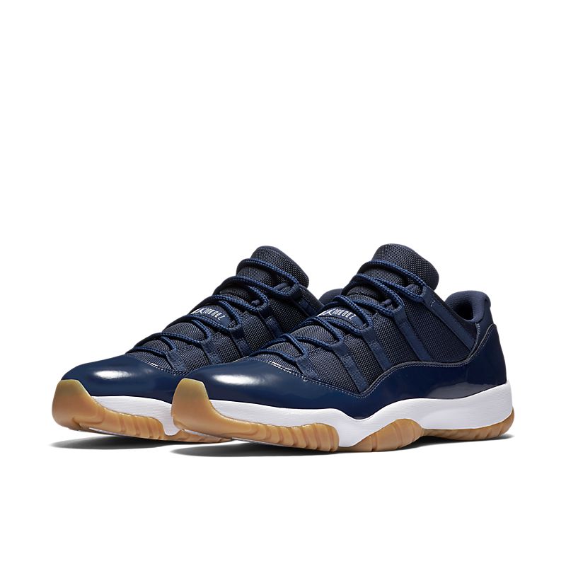 jordan-11-retro-low-midnight-navy-528895-405_4.jpg