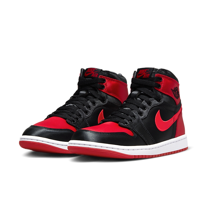 jordan-1jordan-1-retro-high-og-satin-bred-fd4810-061_4.jpg