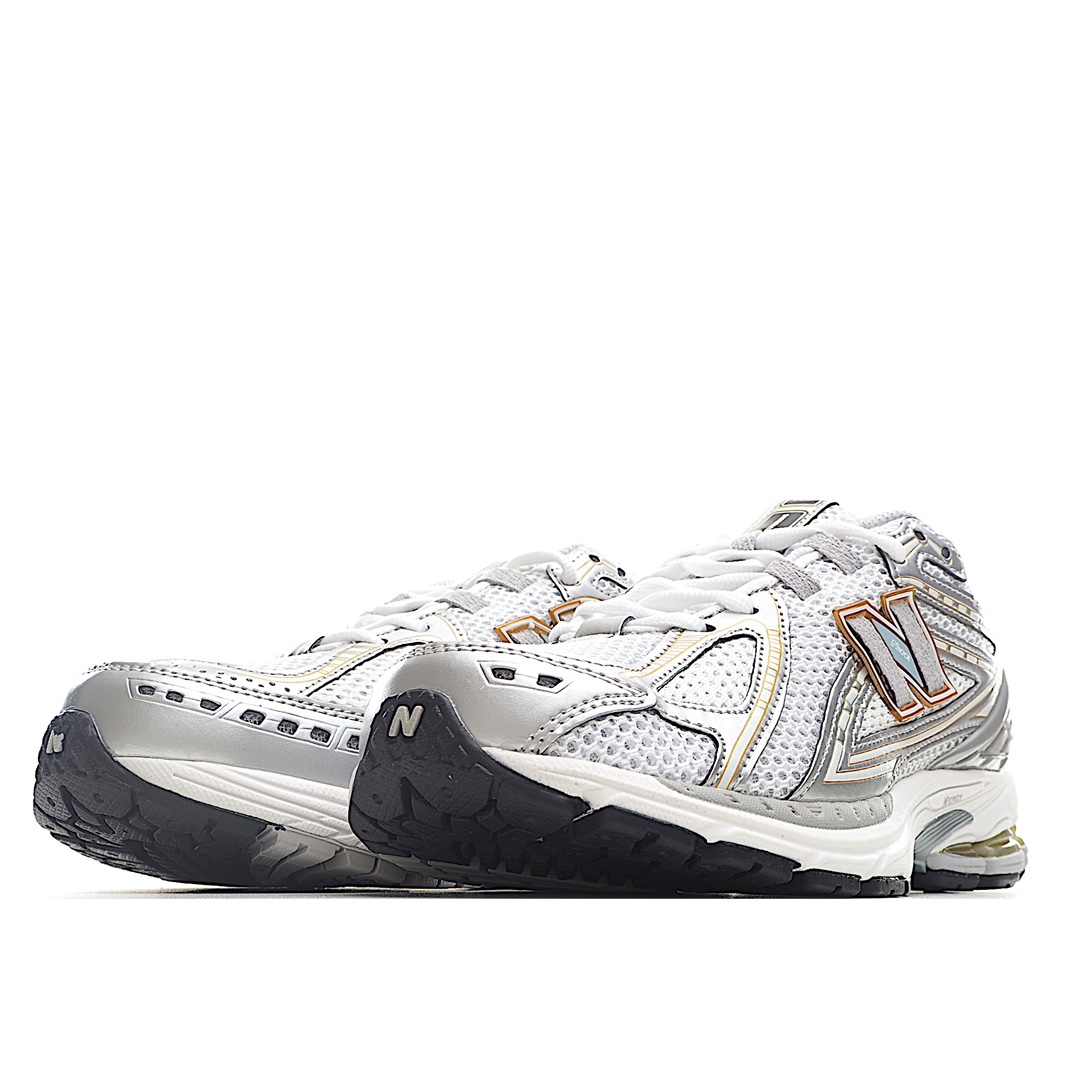 new-balance-1906r-white-rain-cloud-silver-metallic-m1906ri_1.jpg