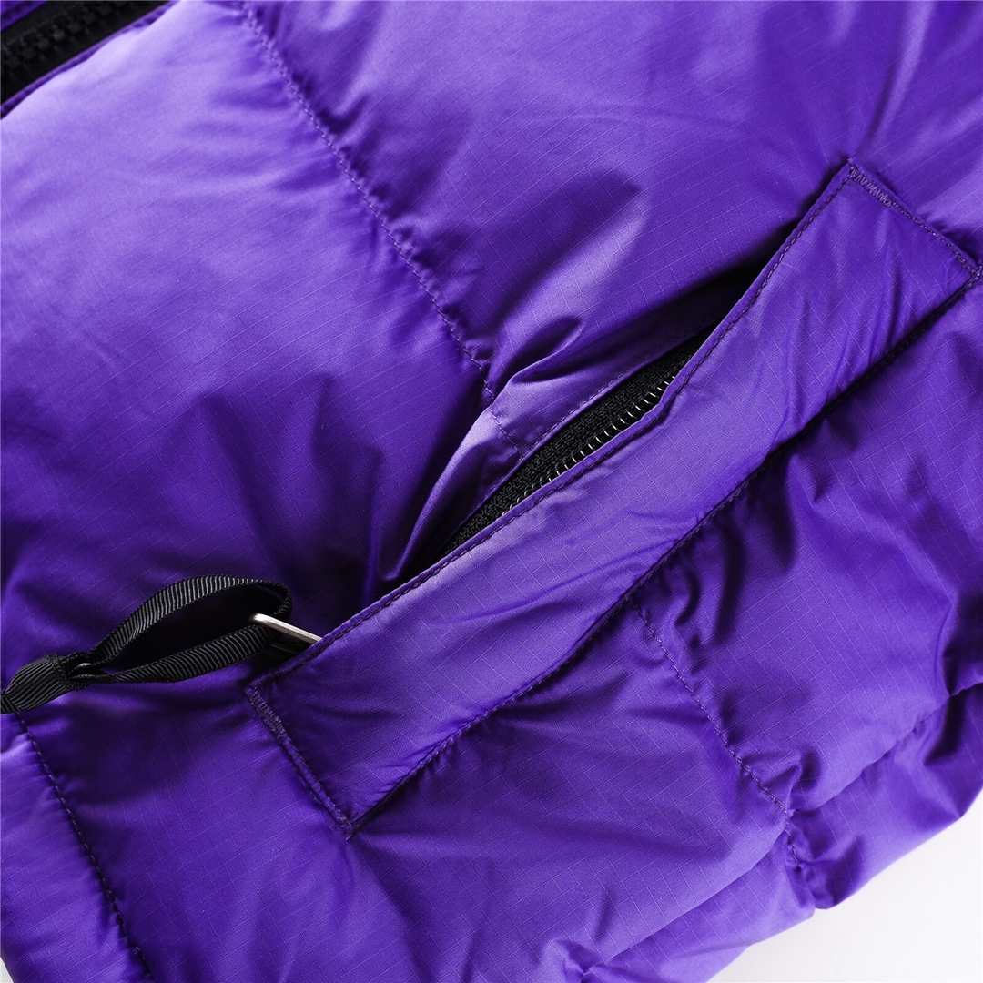 kids-the-north-face-1996-retro-nuptse-jacket-black-purple_4.jpg