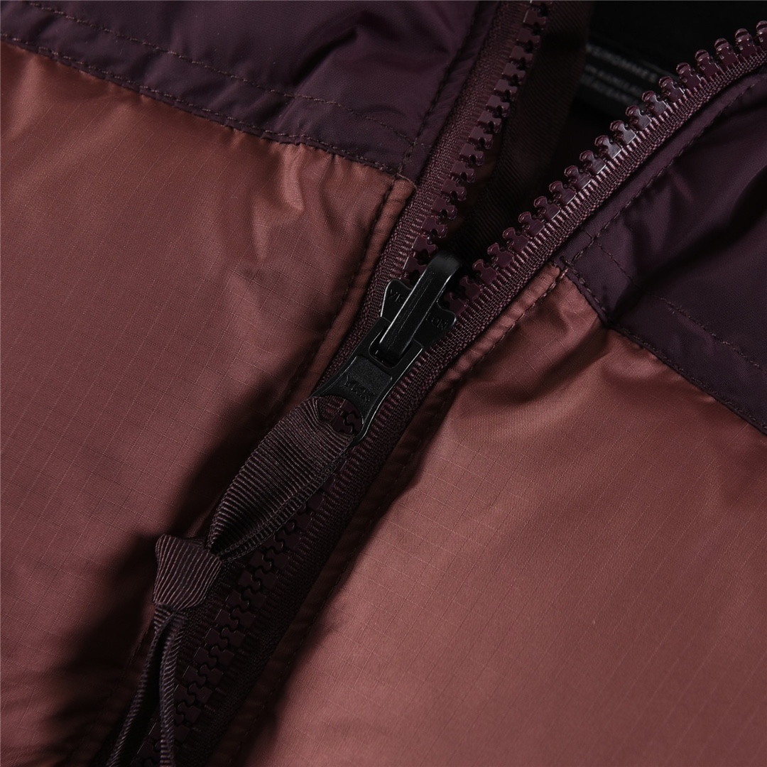 north-face-1996-retro-nuptse-700-fill-packable-jacket-claret_4.jpg